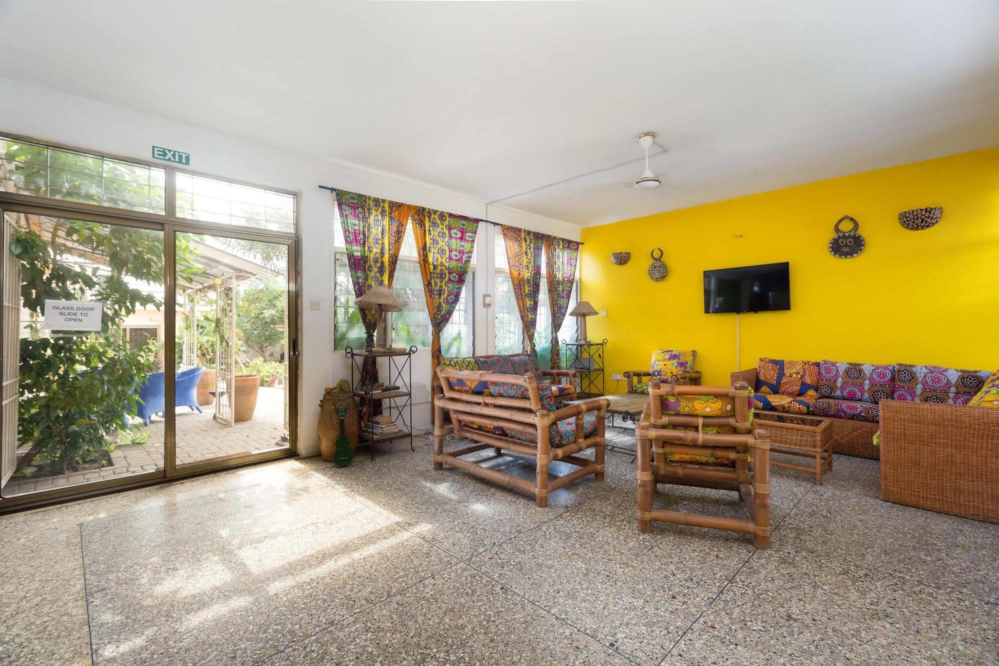 Agoo Hostel (Adults Only) Accra Exteriér fotografie